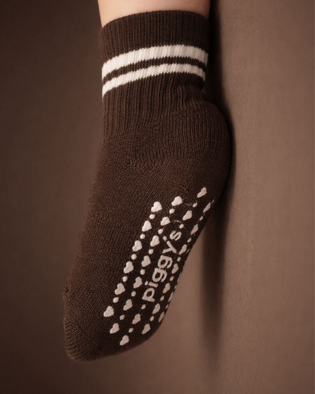 Newborn Gripper Crew Socks 4-Pack (0-3 Months)