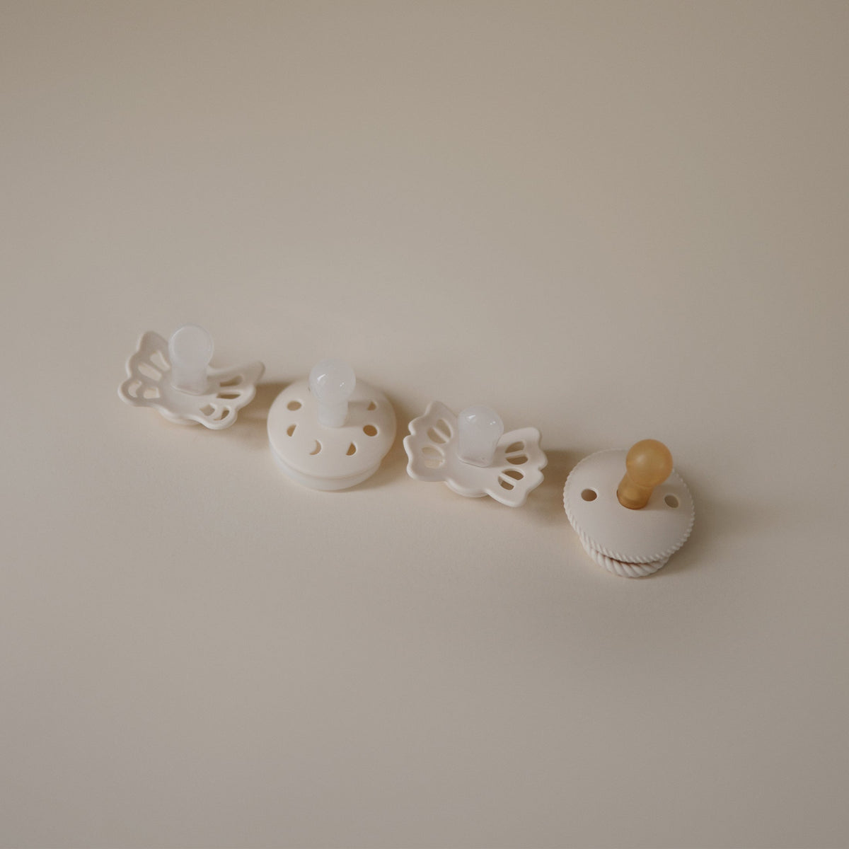 FRIGG Baby's First Pacifier Moonlight Sailing (Cream) 4-Pack - Mushie