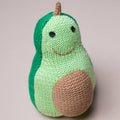 Juguete orgánico para bebés: sonajeros de aguacate (hechos a mano)