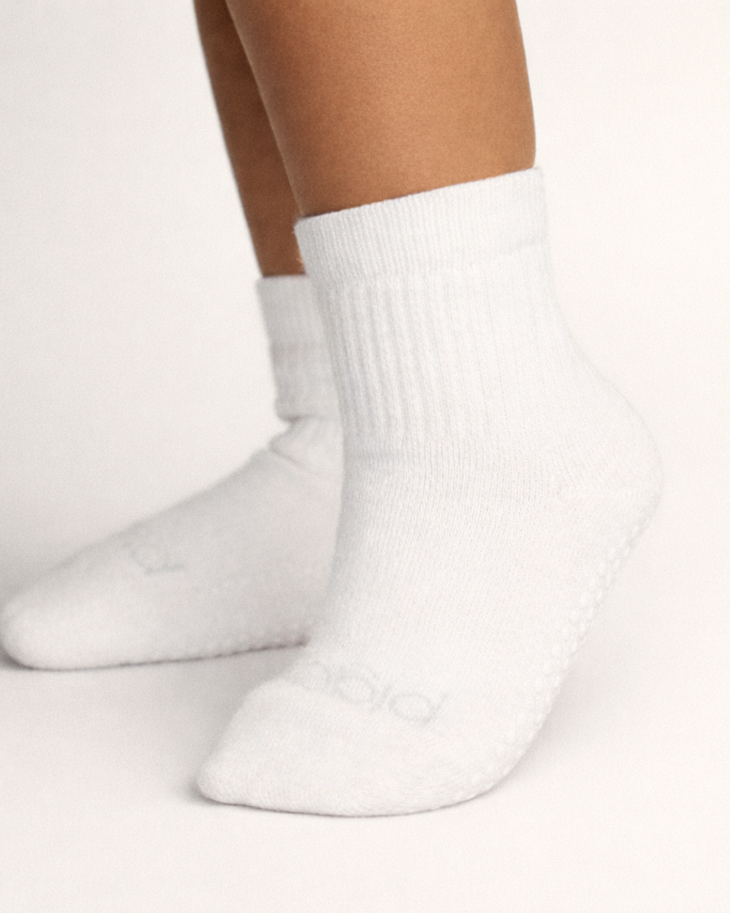 Toddler Gripper Crew Socks 4-Pack (2-3T)