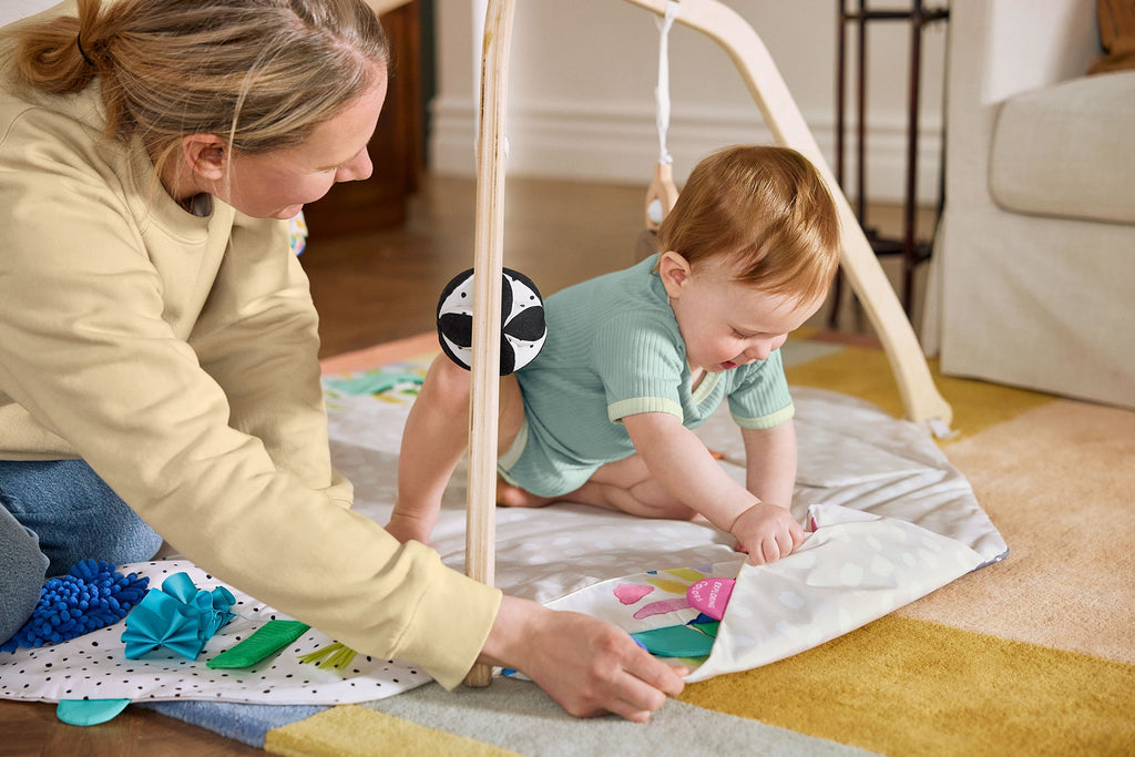 Lovevery, The Play Gym, 5-Stage Baby Developmental for Full Year of Play