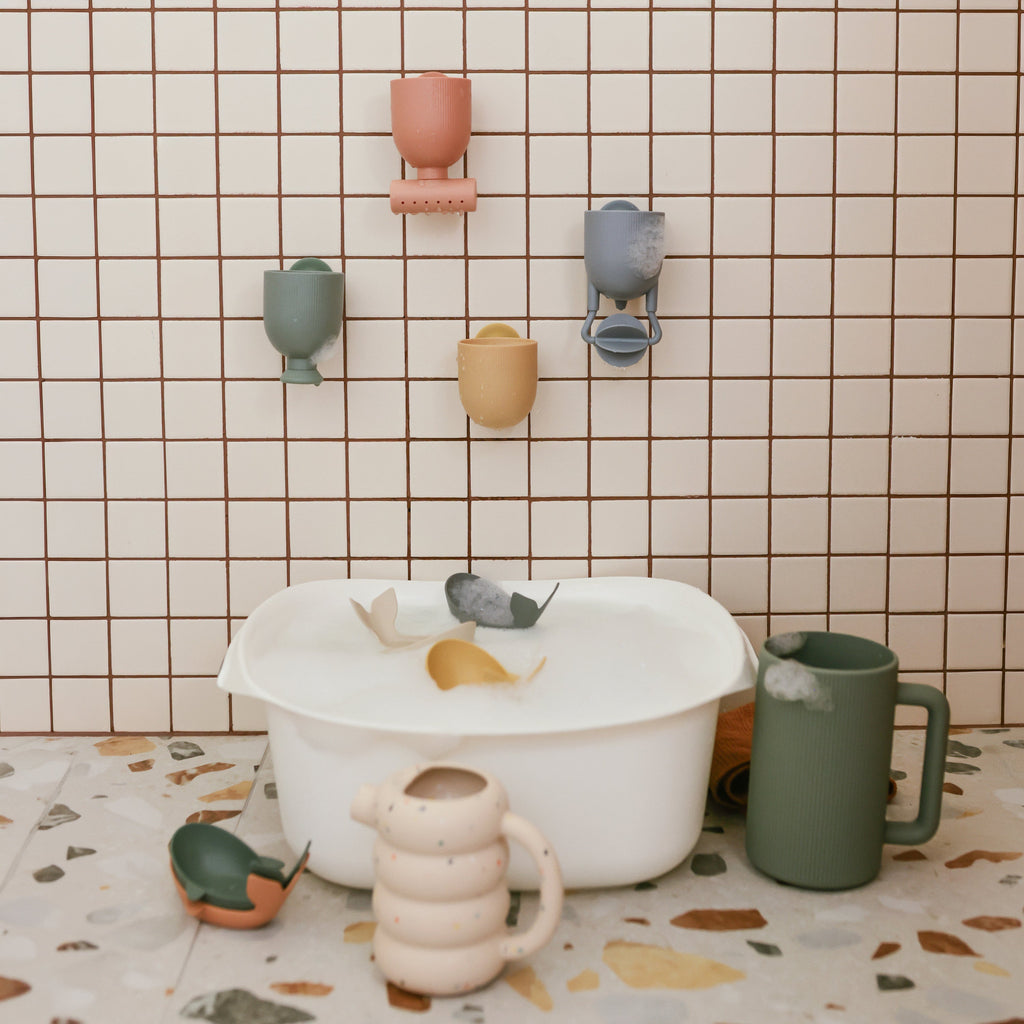 Pour and Play Bath Set - Mushie