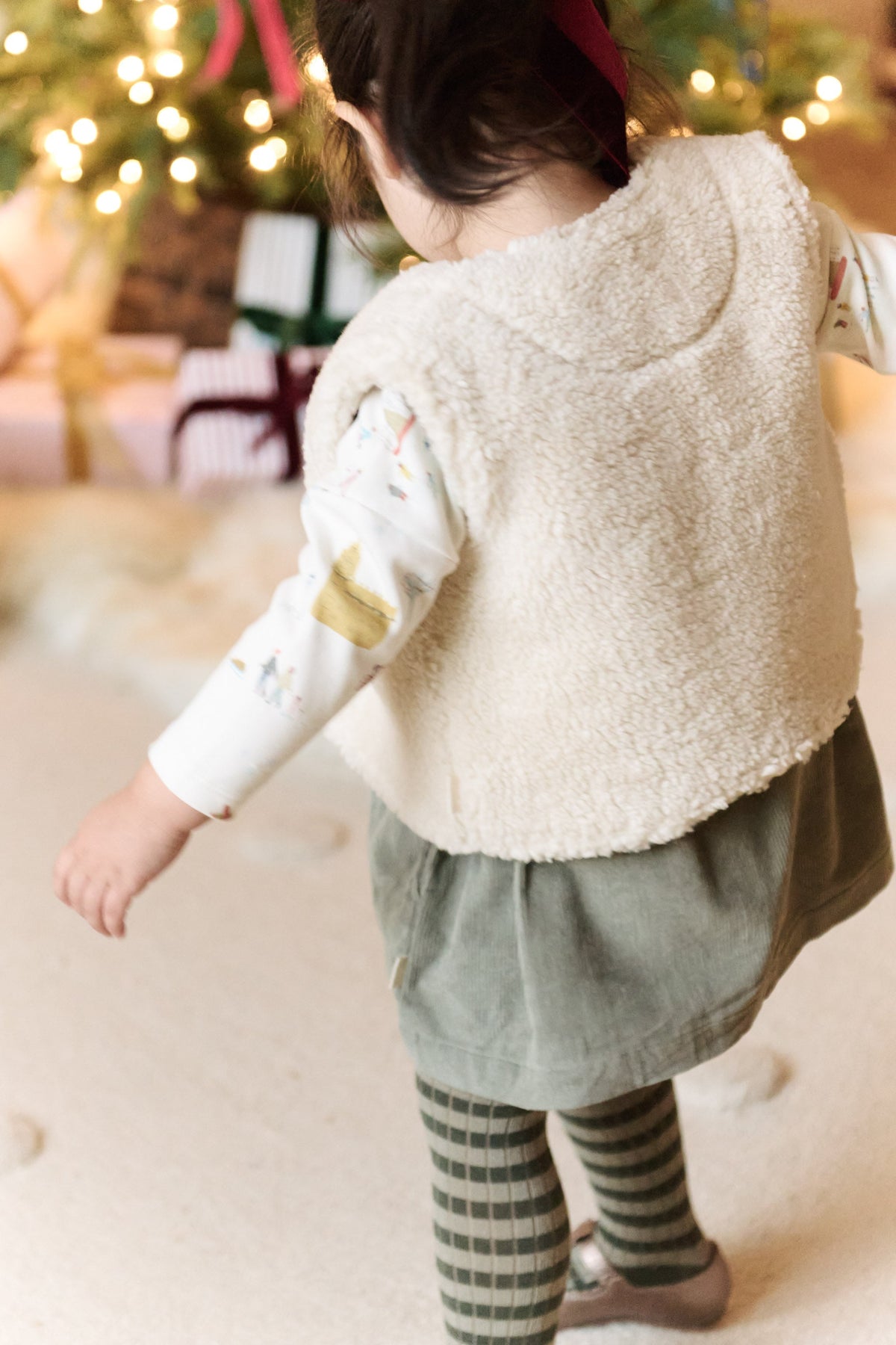Pehr Sherpa Vest in Natural