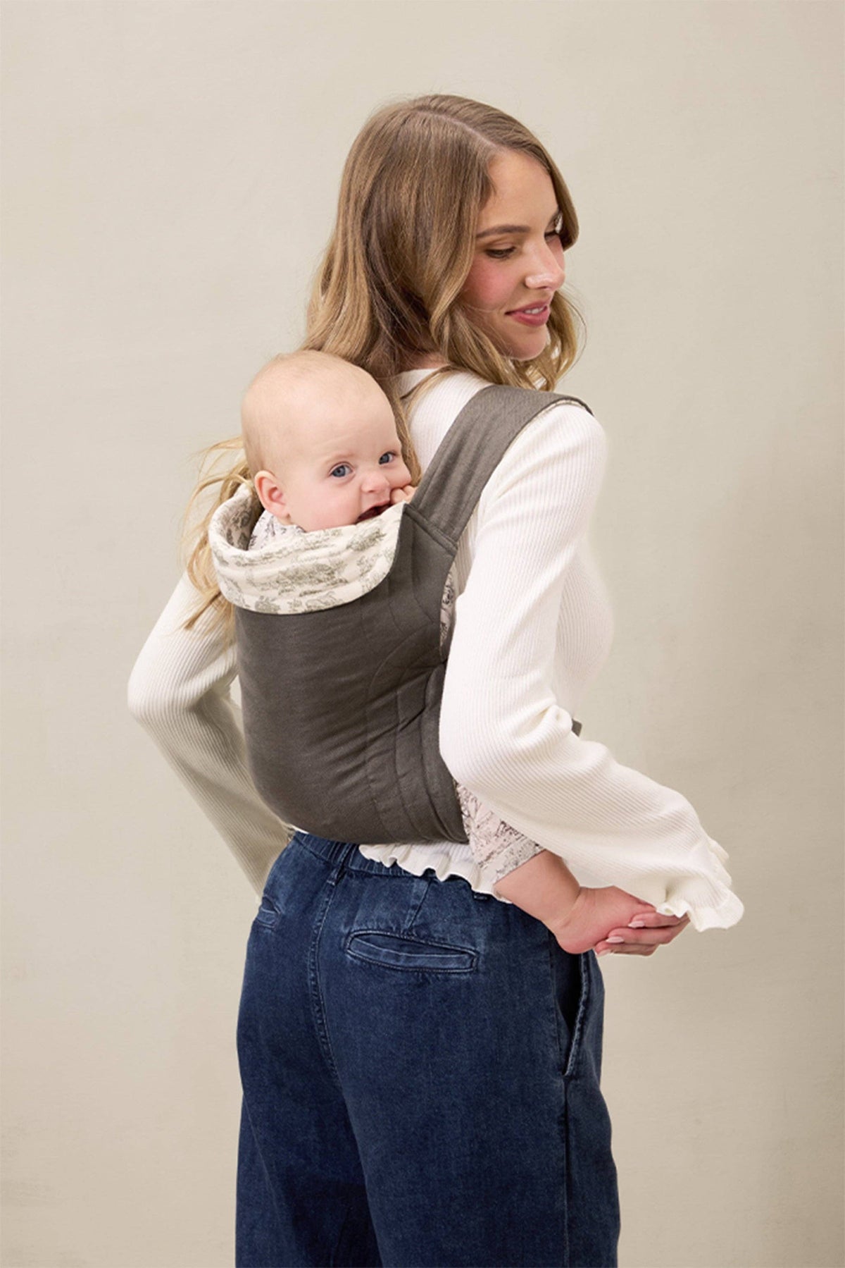 Soft Buckle Carrier