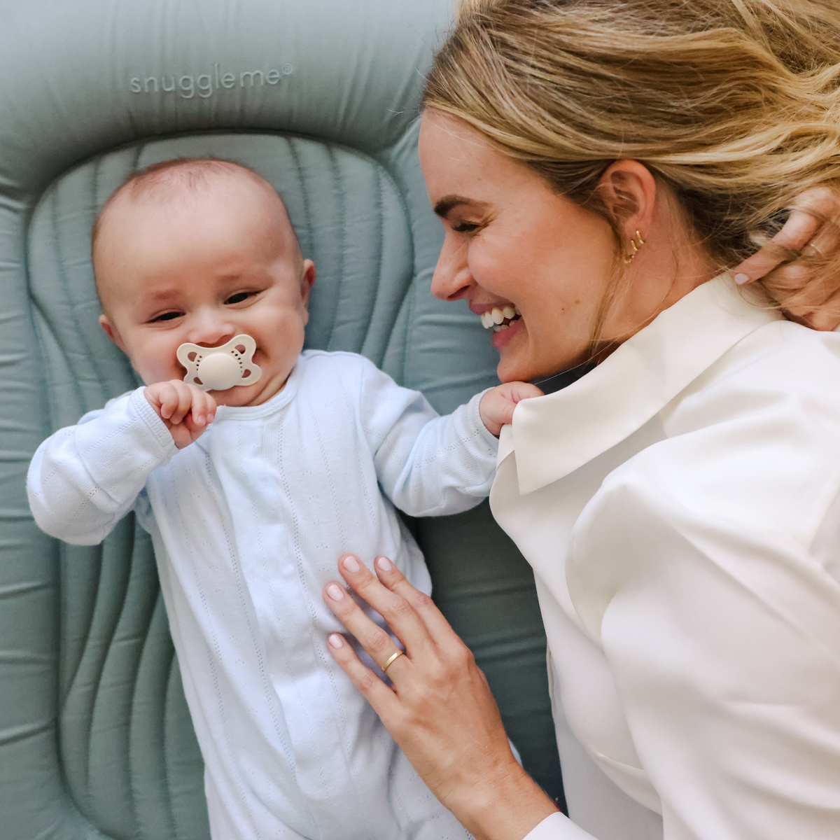 Infant Lounger Wave