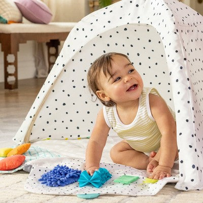 Lovevery The Play Gym: Encourages Color Recognition, Developmental Toys, Multiple Position Options, Multiple Textures
