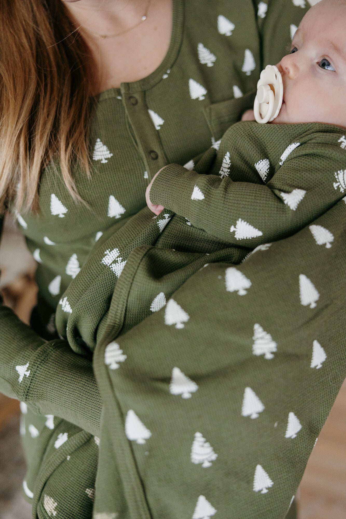 Frosty Pine | Holiday Thermal Blanket