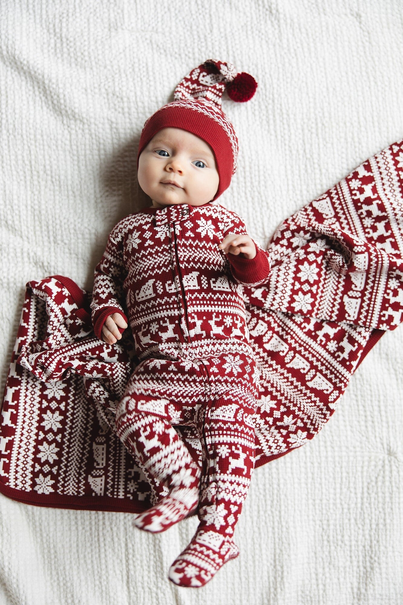 Santa's Sleigh | Holiday Thermal Zipper Footie & Cap Set