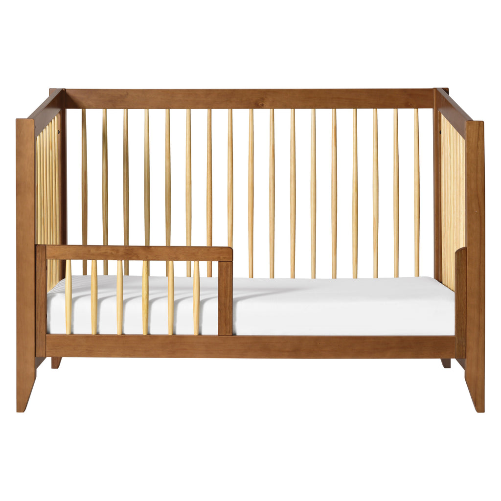 Cuna convertible 4 en 1 Sprout con kit de conversión a cama para niños pequeños