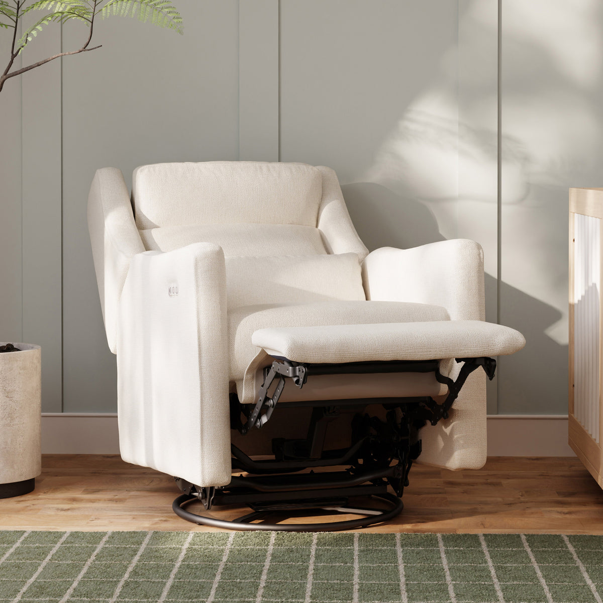 Kiwi Plus Power Recliner and Swivel Glider with Power Adjustable Headrest and USB Port