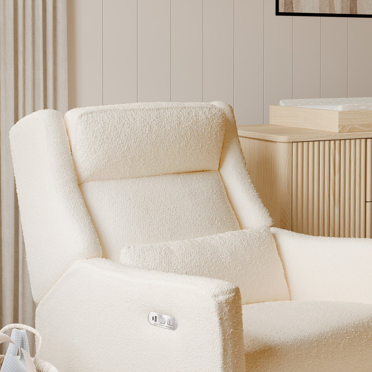 Kiwi Plus Power Recliner and Swivel Glider with Power Adjustable Headrest and USB Port