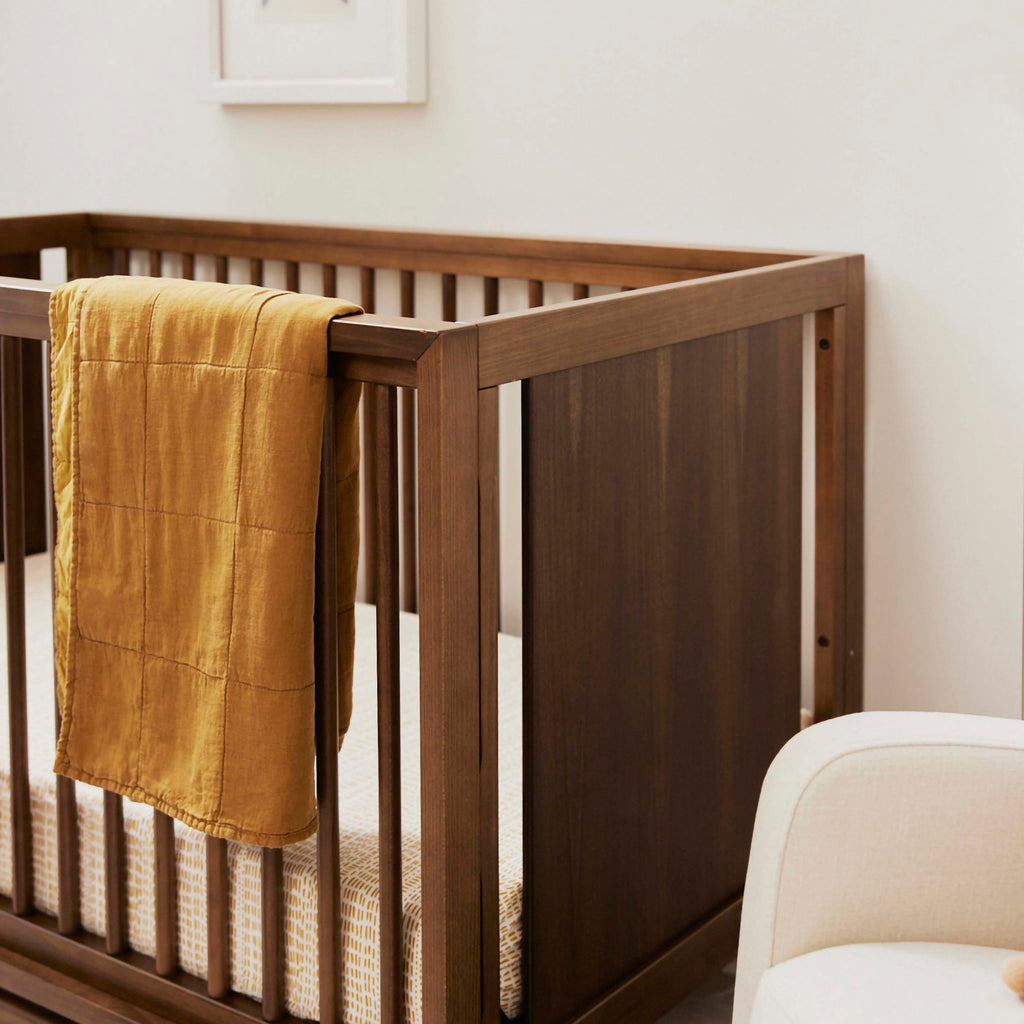 Cuna convertible 3 en 1 Peggy con kit de conversión para cama de niño pequeño