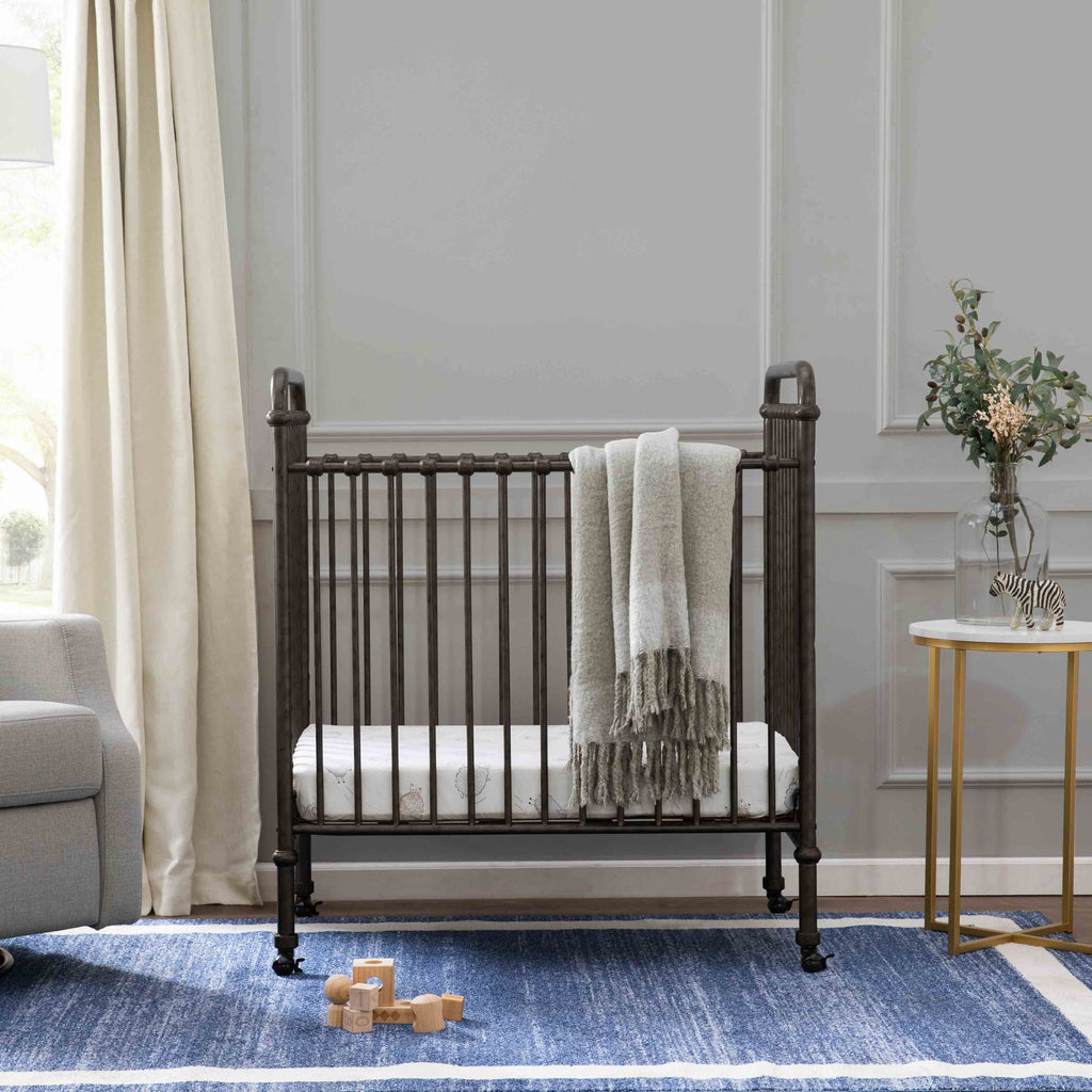 Abigail 3-in-1 Convertible Mini Crib