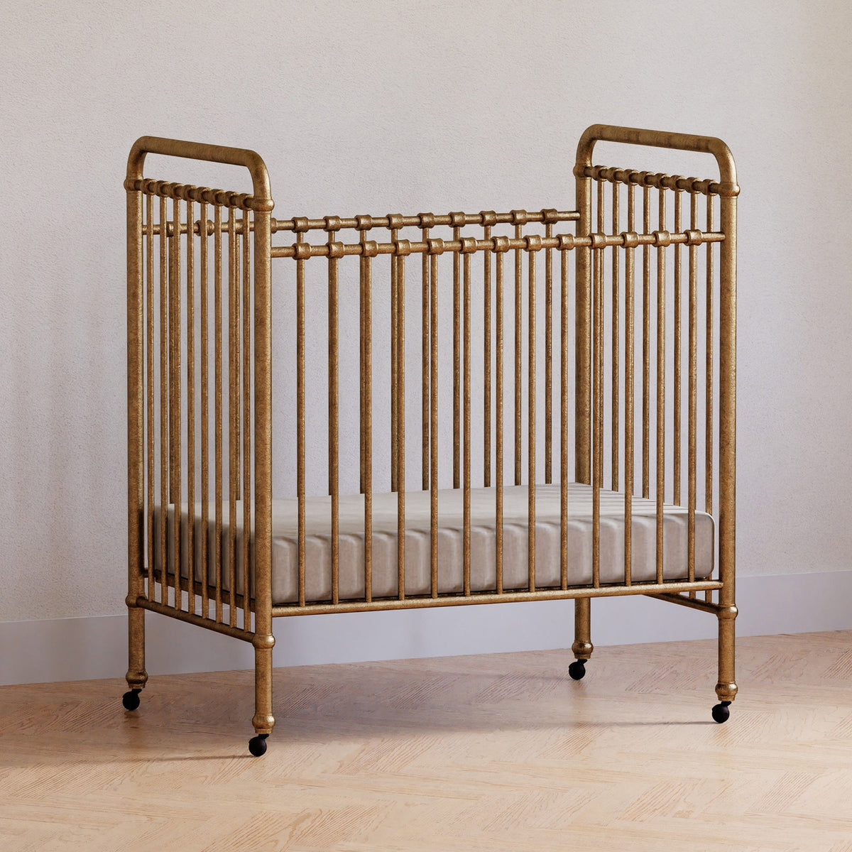 Abigail 3-in-1 Convertible Mini Crib