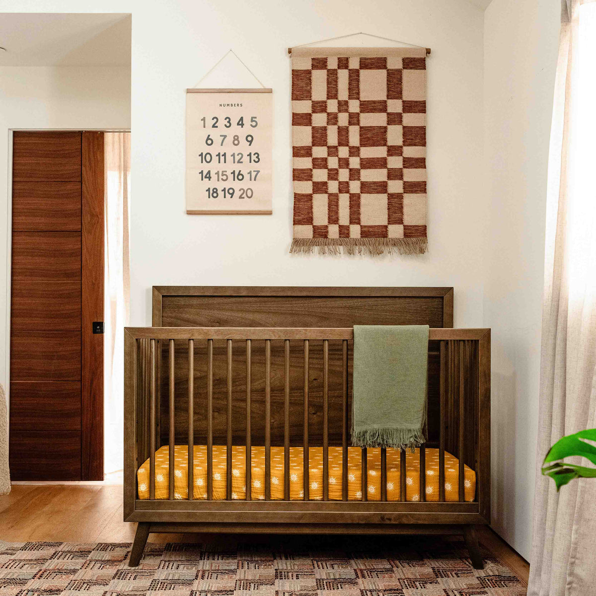 Cuna convertible 4 en 1 Palma con kit de conversión para cama infantil