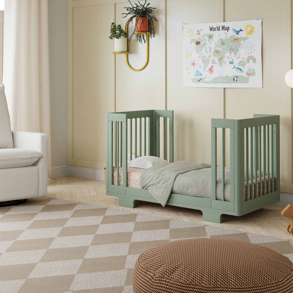 Yuzu 8-in-1 Convertible Crib with All-Stages® Conversion Kits