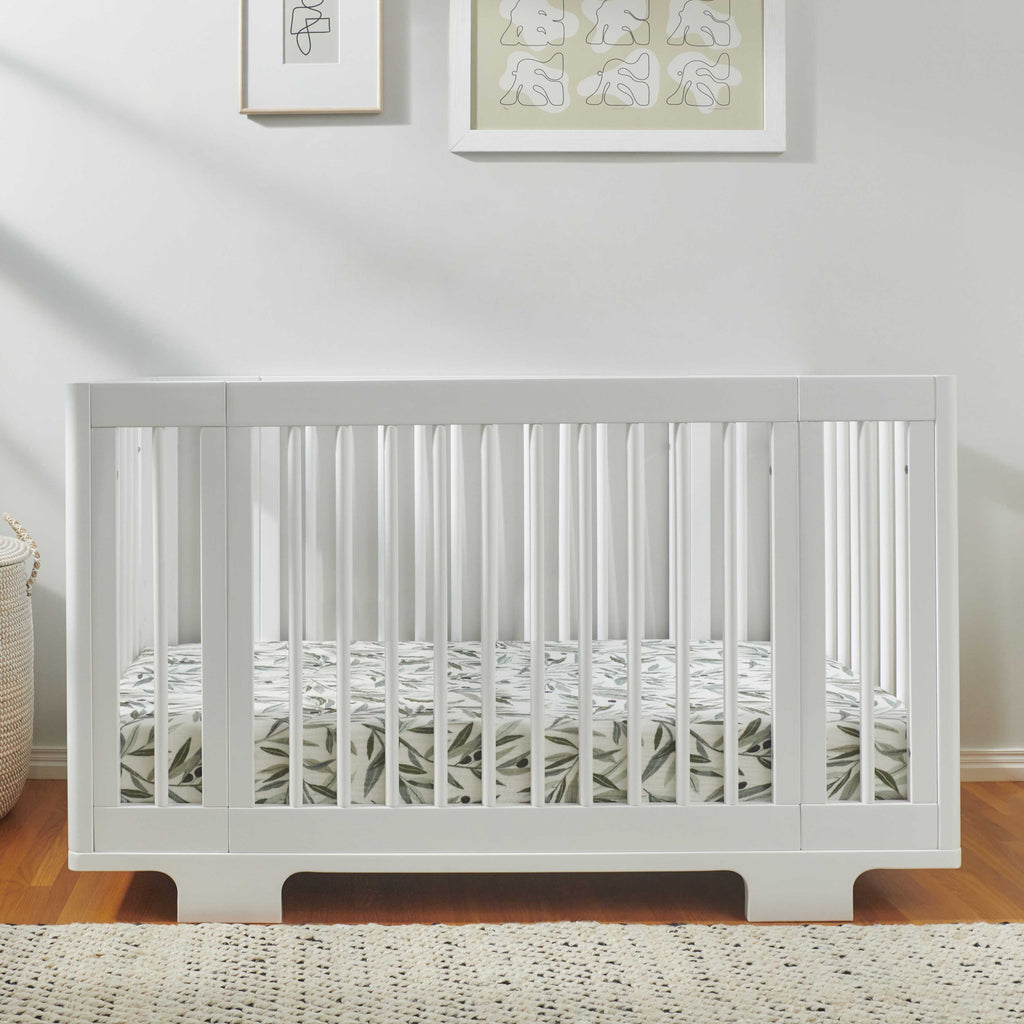 Yuzu 8-in-1 Convertible Crib with All-Stages® Conversion Kits