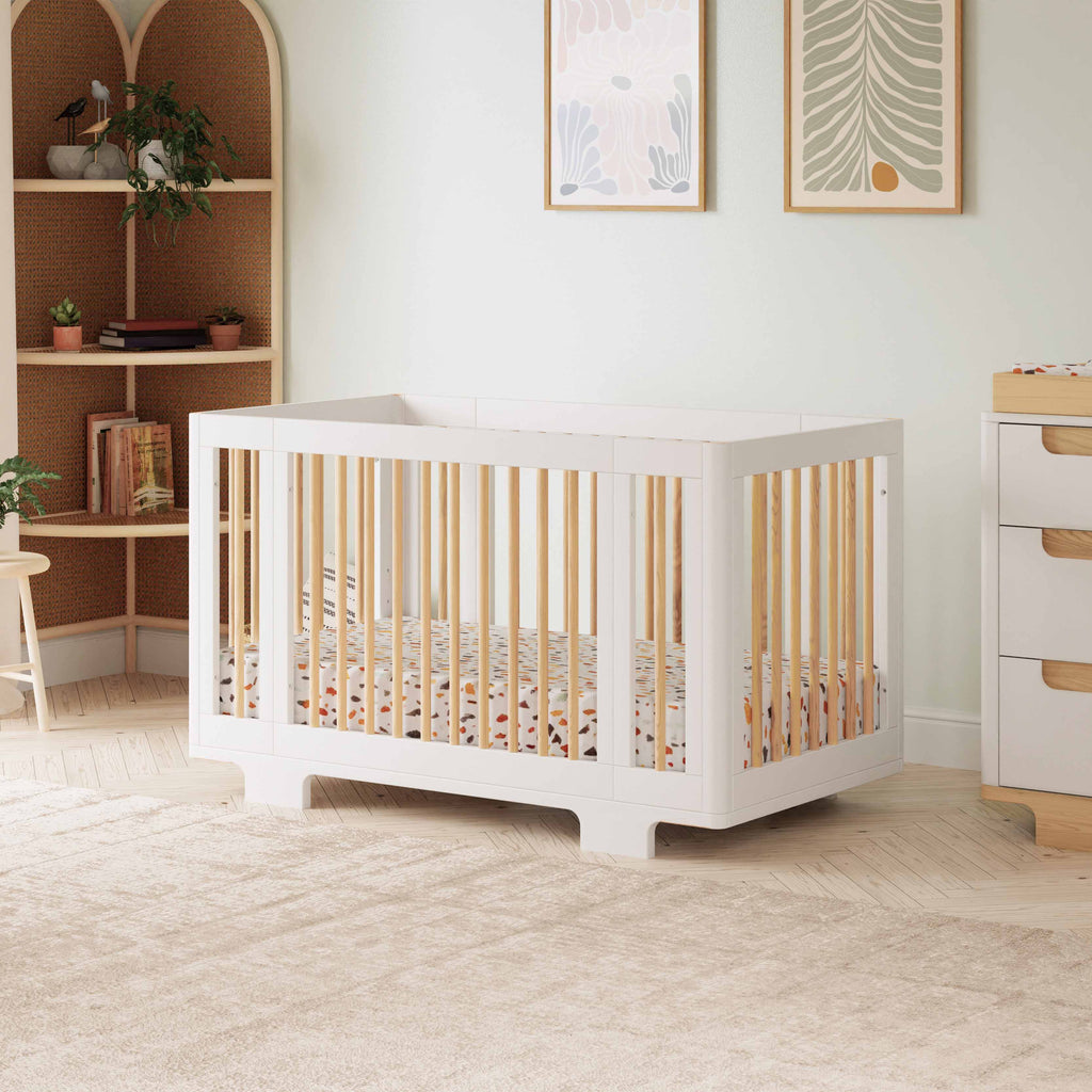 Yuzu 8-in-1 Convertible Crib with All-Stages® Conversion Kits