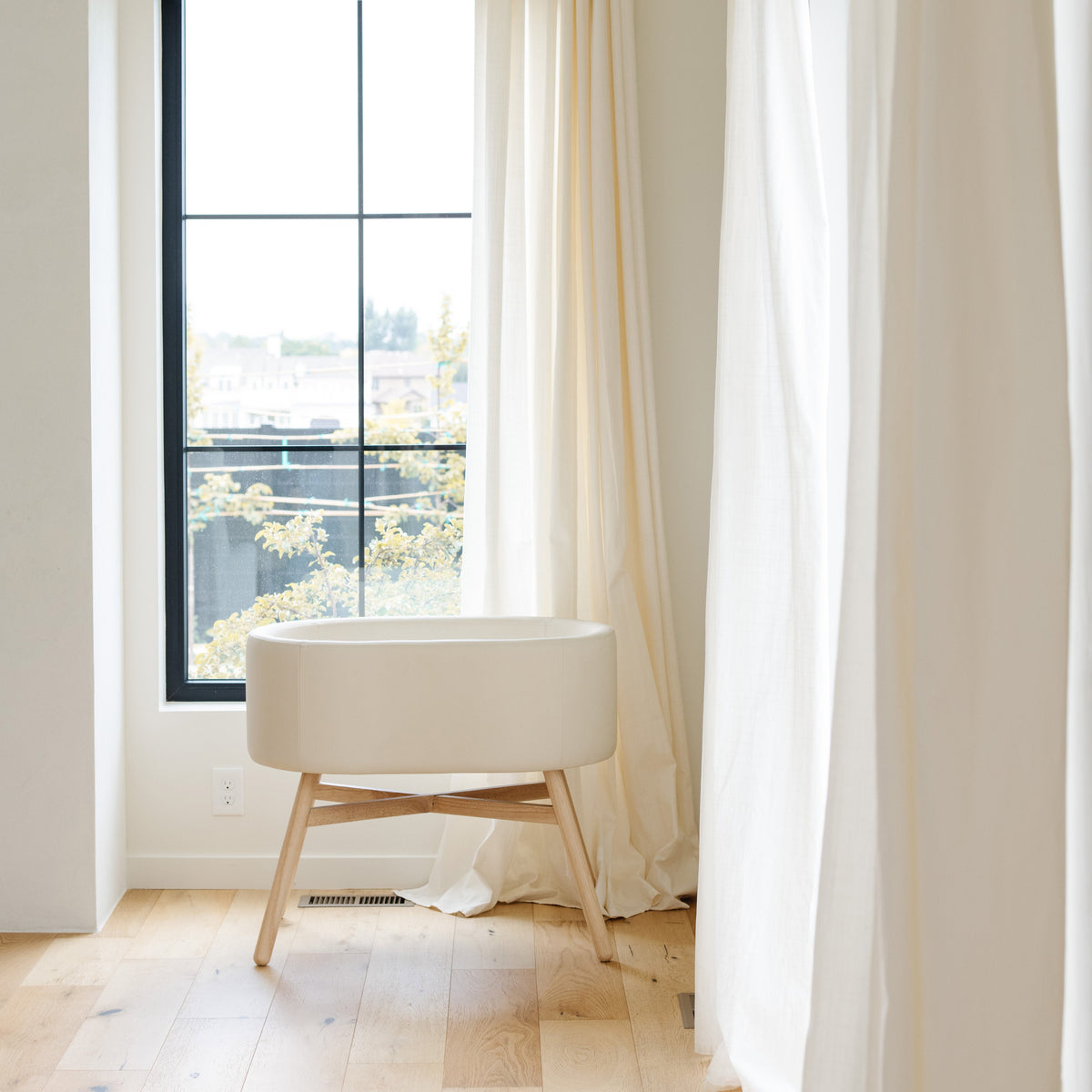babyletto x GATHRE Capsule Bassinet