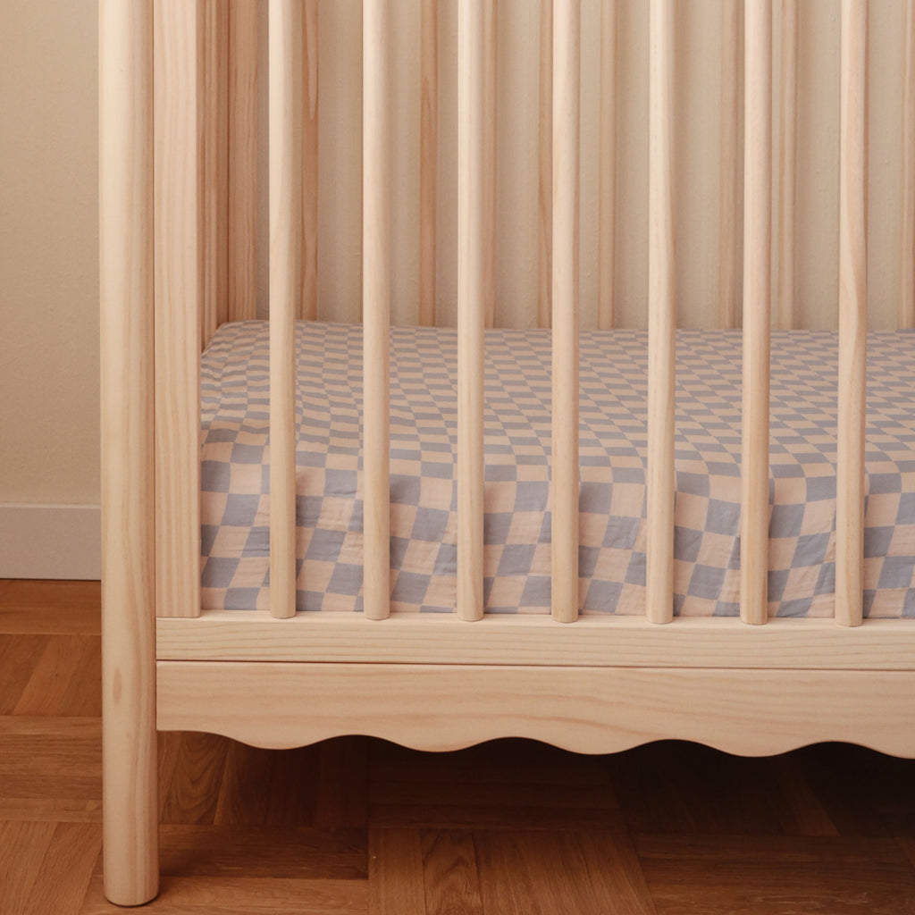 Cuna convertible 4 en 1 Swell con kit de conversión para cama de niño pequeño