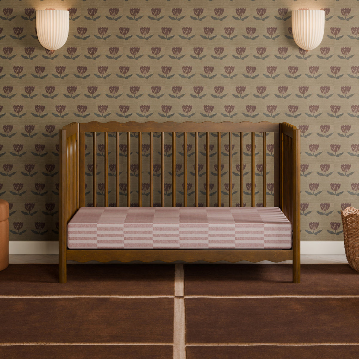 Cuna convertible 4 en 1 Swell con kit de conversión para cama de niño pequeño