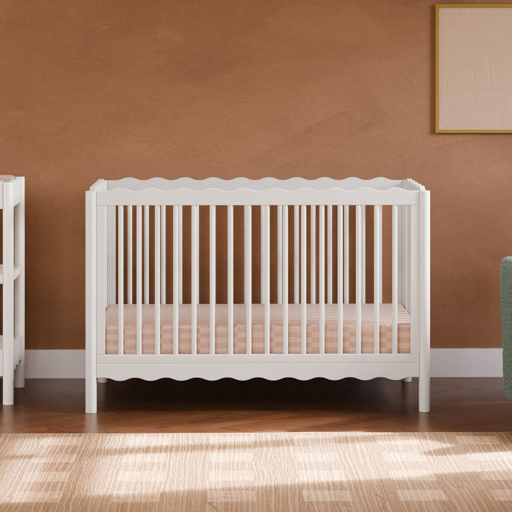 Cuna convertible 4 en 1 Swell con kit de conversión para cama de niño pequeño