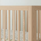 Cuna plegable portátil Maki con kit de conversión a cama para niños pequeños