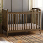 Cuna convertible 3 en 1 Liberty con kit de conversión a cama para niños pequeños