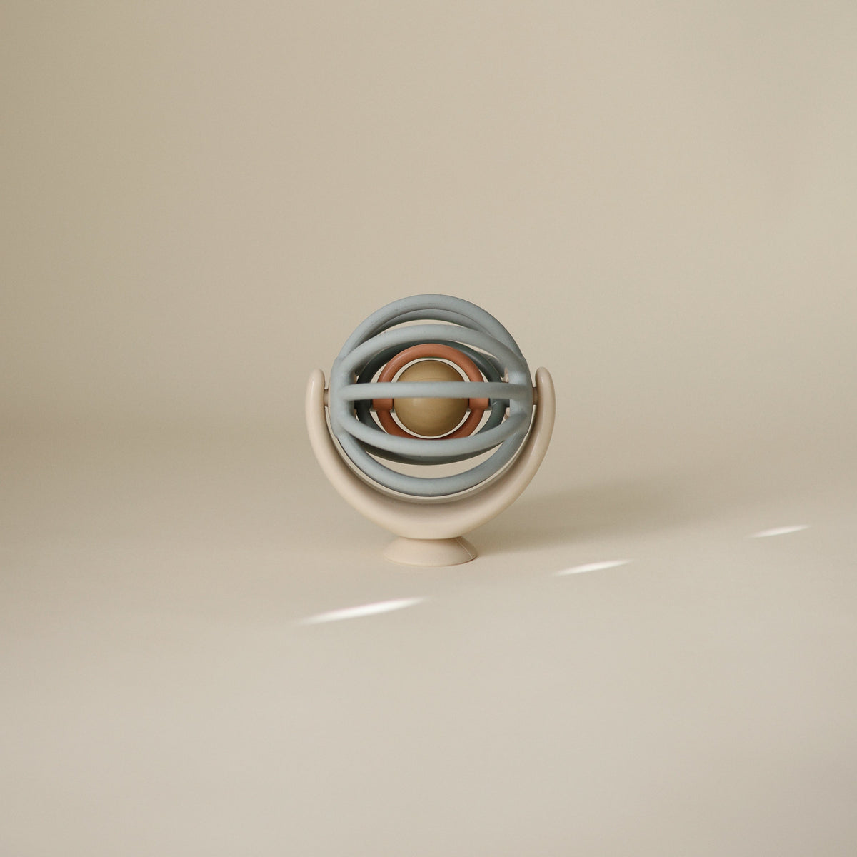 Suction Spinner Ball - Mushie