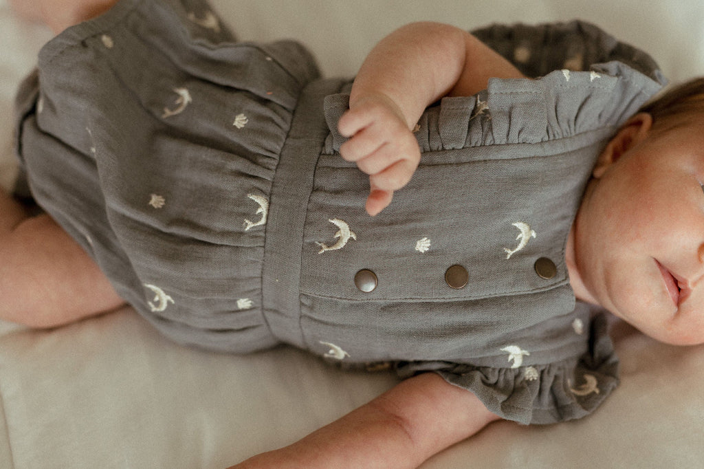 Moonstone Dolphin | Organic Muslin Ruffle Bodysuit