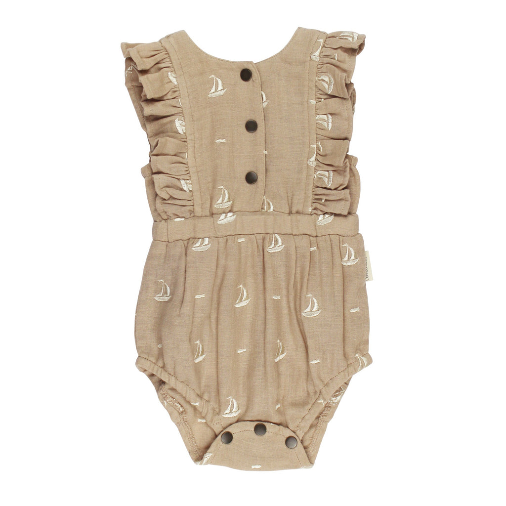 Oatmeal Sailboat | Organic Muslin Ruffle Bodysuit