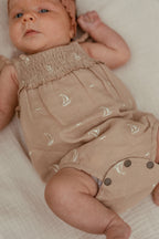 Oatmeal Sailboat | Organic Muslin Sleeveless Bodysuit