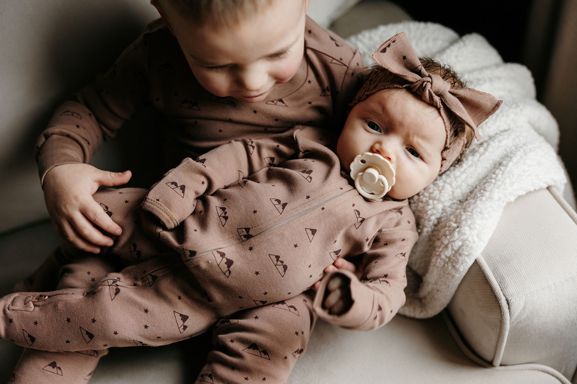 Latte Mountain | Organic Zipper Footie