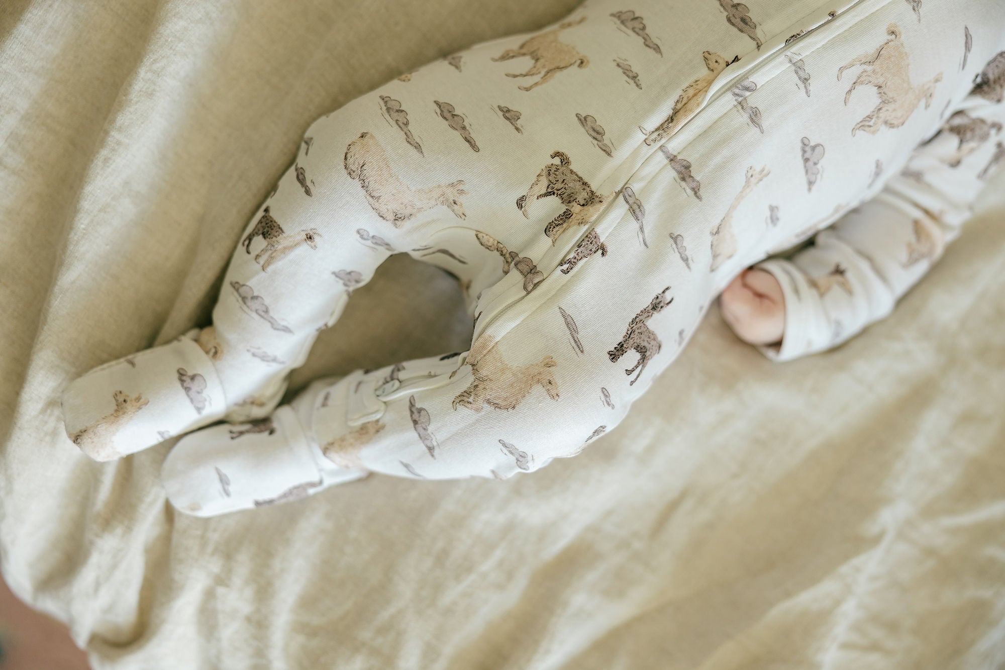 Llama | Organic Zipper Footie