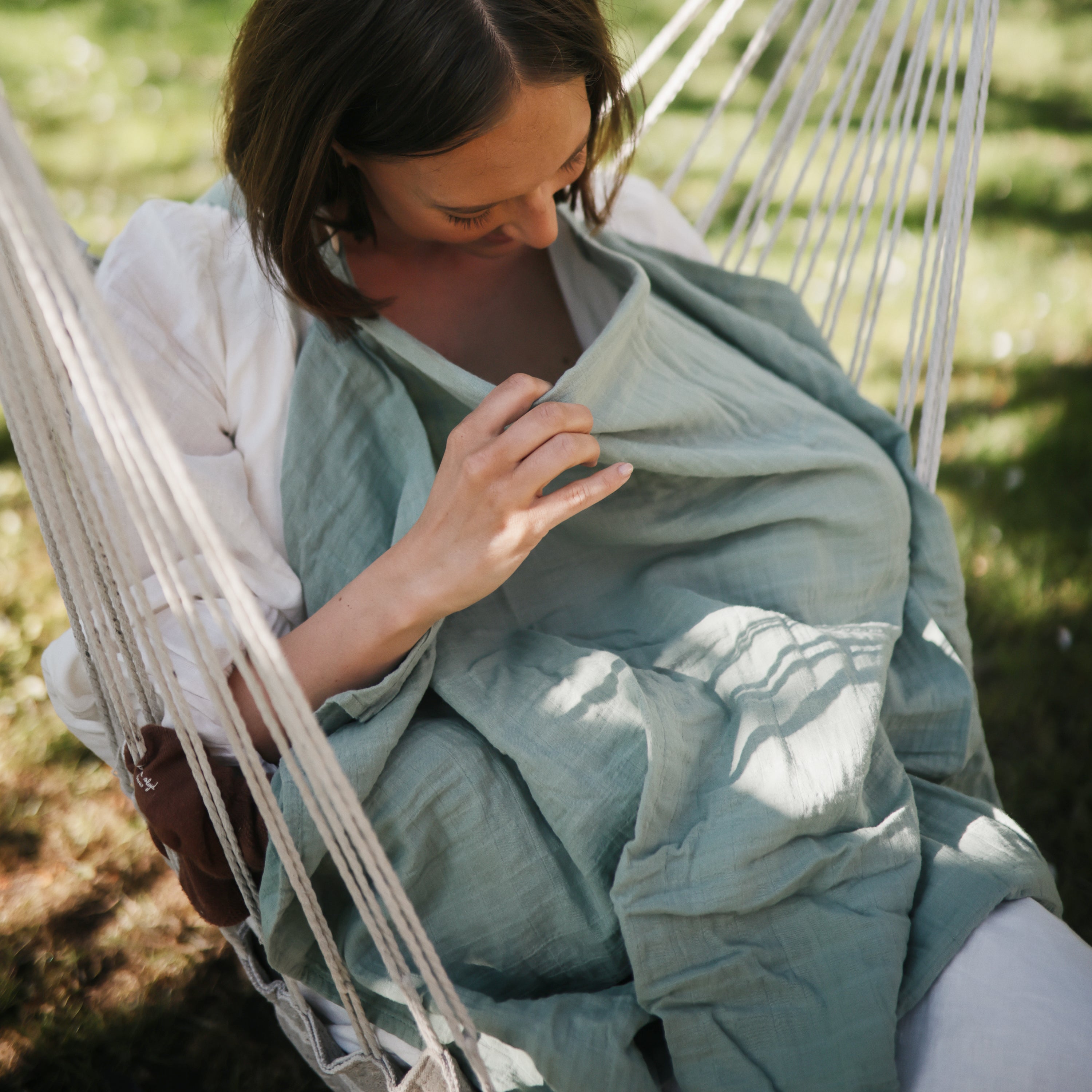 Muslin Nursing Cover - Mushie