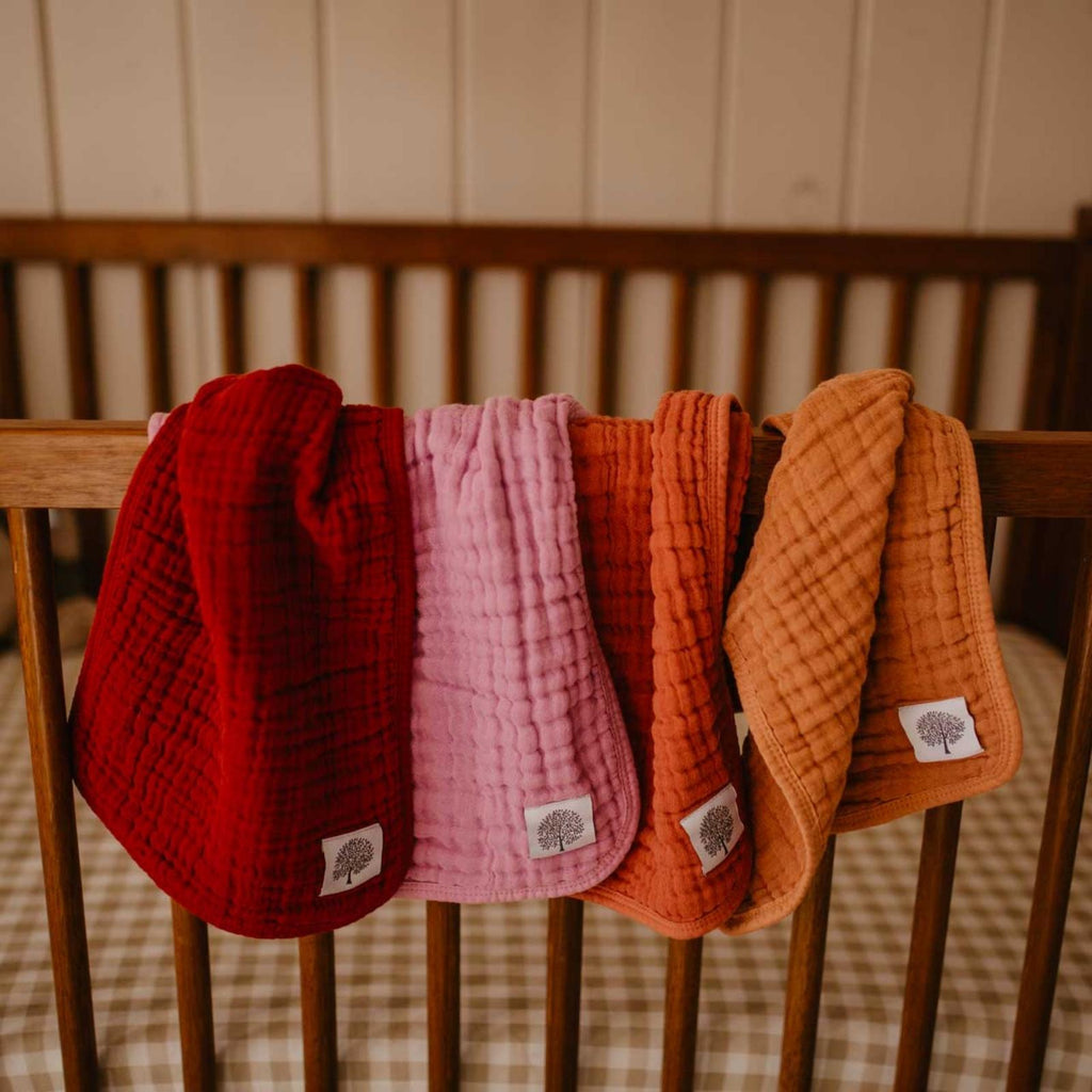Muslin Burp Cloths (4 Pack)