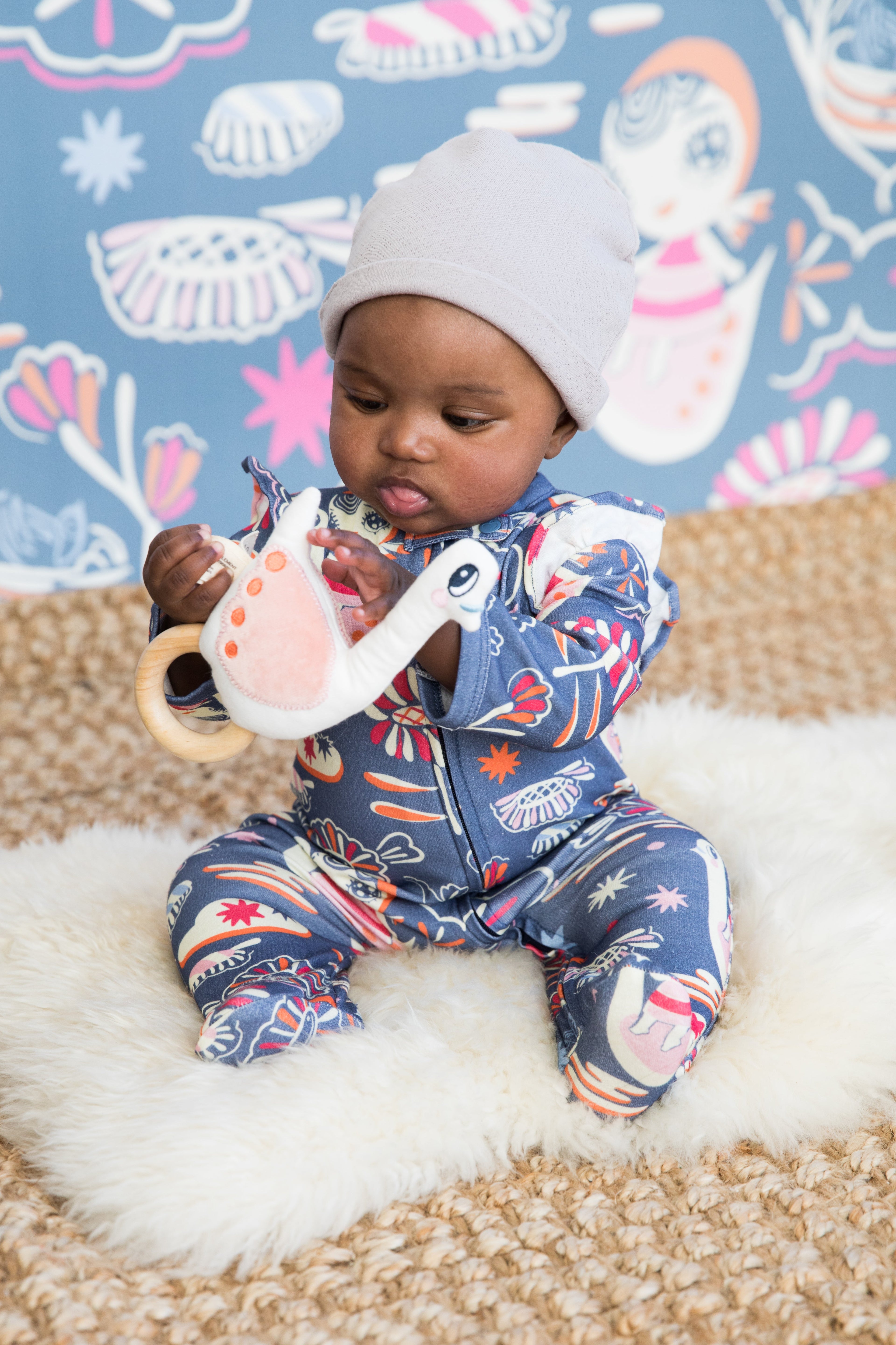Swan Rattle