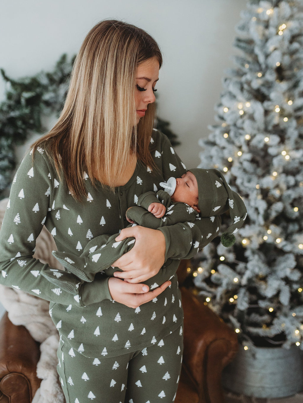 Women's Holiday Thermal PJ & Cap Set