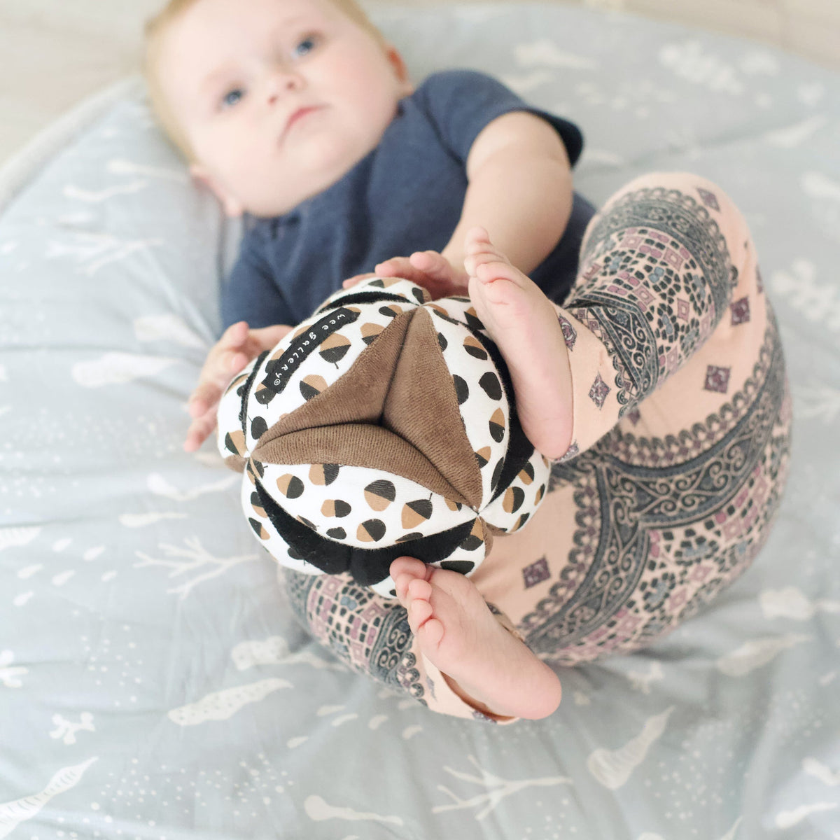 Clutch Ball, 6 Inch
