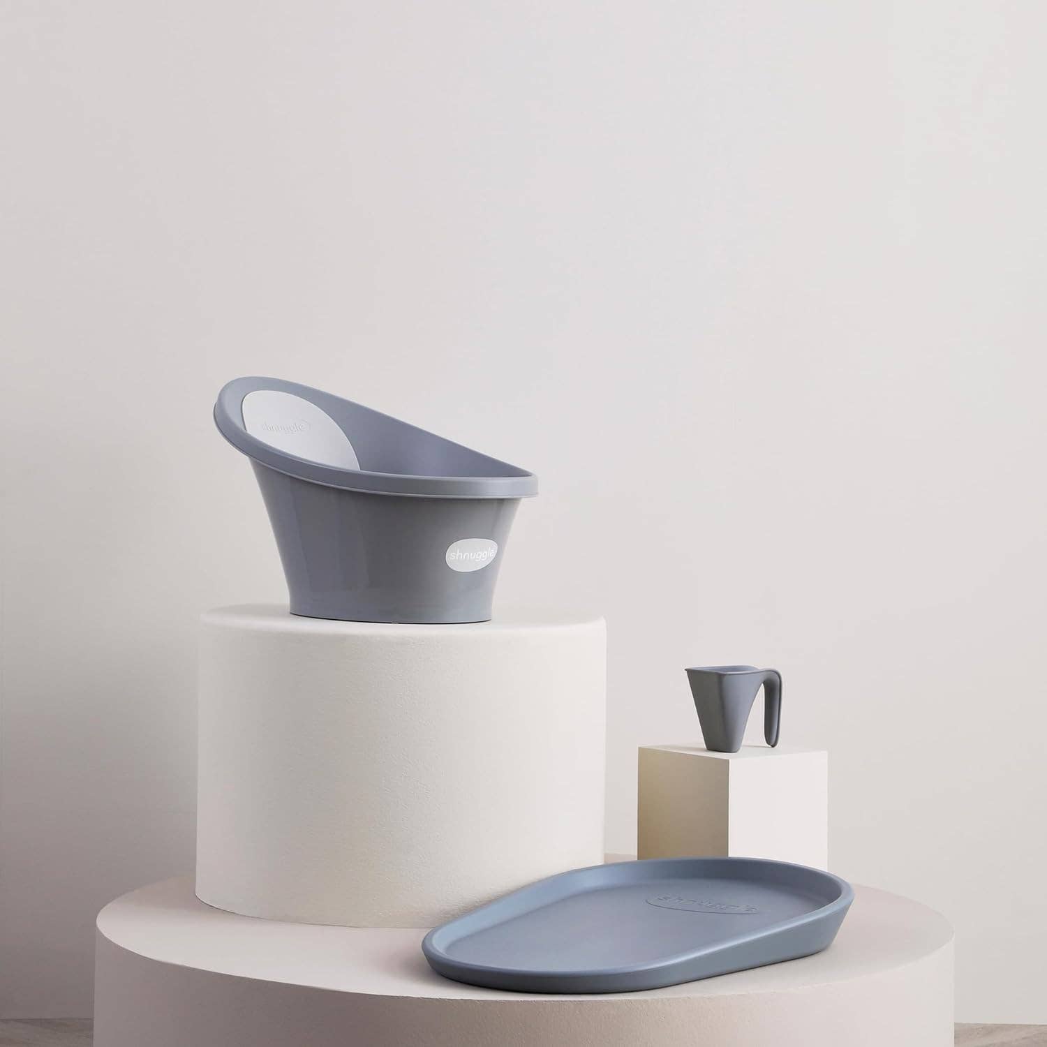 Shnuggle Baby Bath Tub, Suitable from Birth
