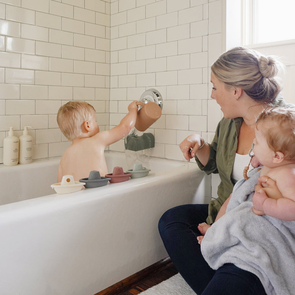 Bath Boats - Mushie