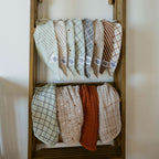 Set de baberos tipo bandana (paquete de 8)