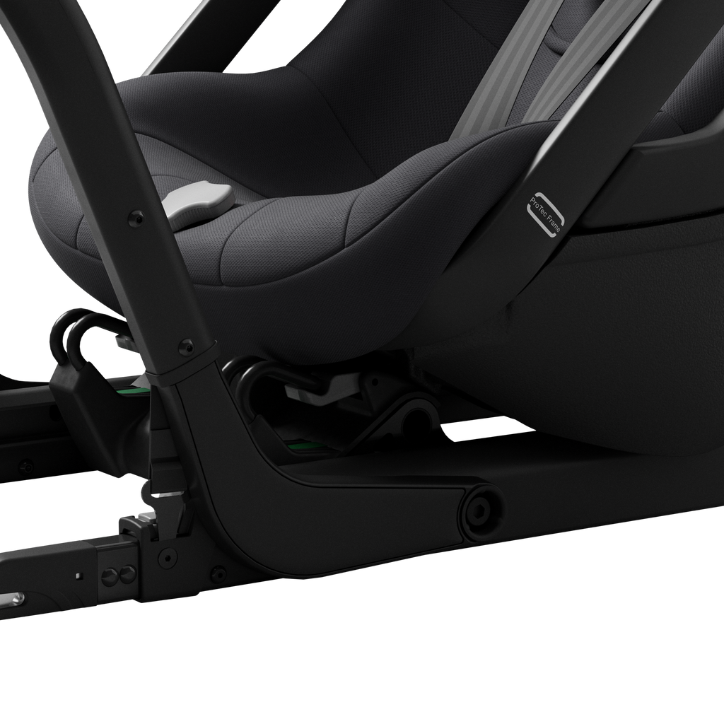 Axkid ONE 3 SpaceFlow legroom slide detail
