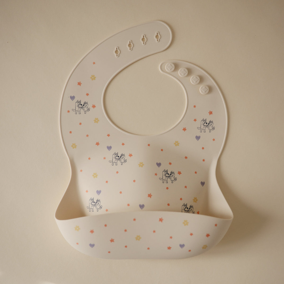 Bluey x Mushie Silicone Baby Bib - Mushie