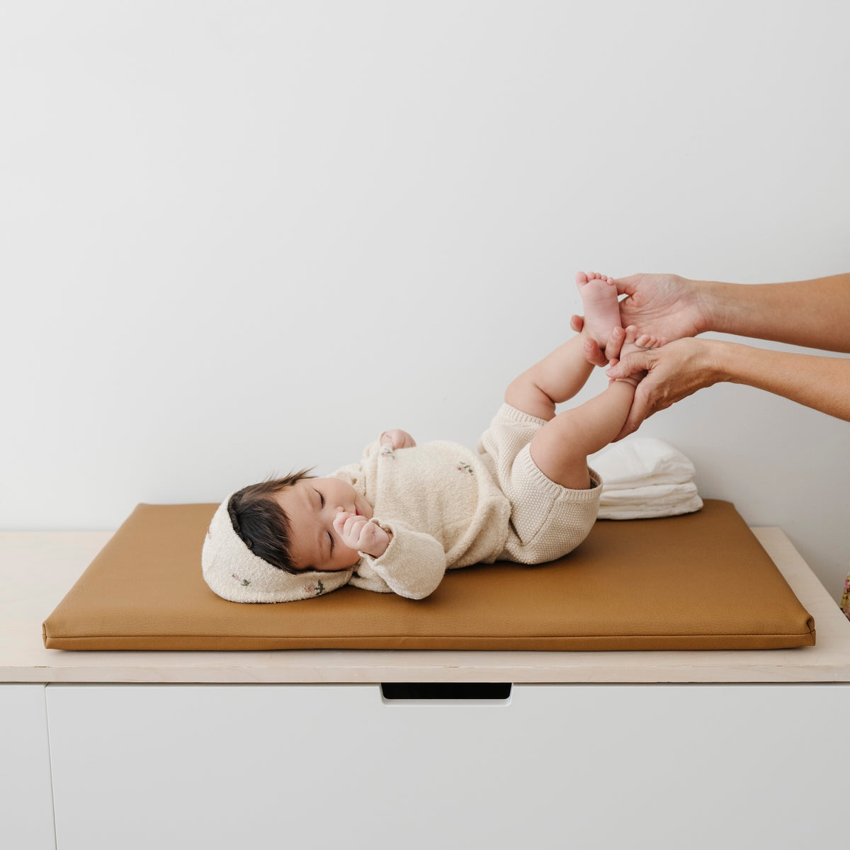 Gathre — Camel@lifestyle of padded changing mat