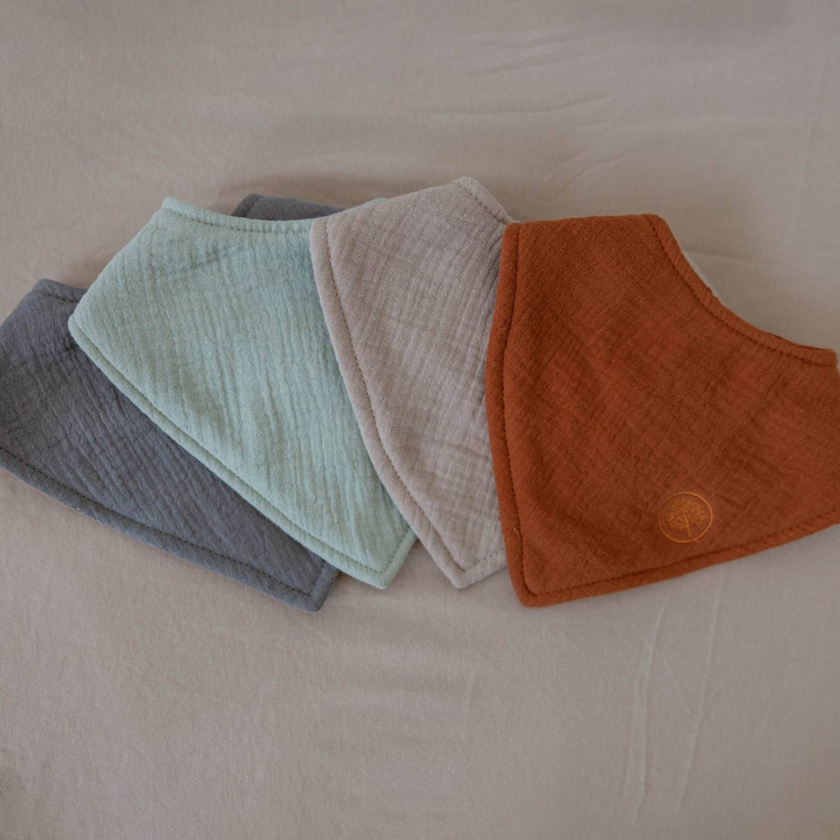 Muslin Bandana Bibs Set (4-Pack)