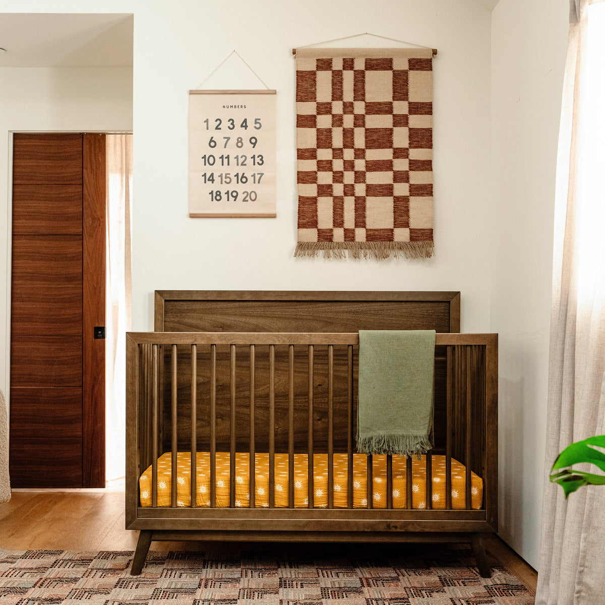 Cuna convertible 4 en 1 Palma con kit de conversión para cama infantil