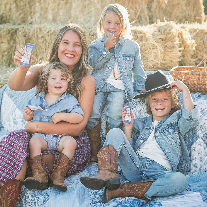 Skout Organic – family sharing kids bars outdoors