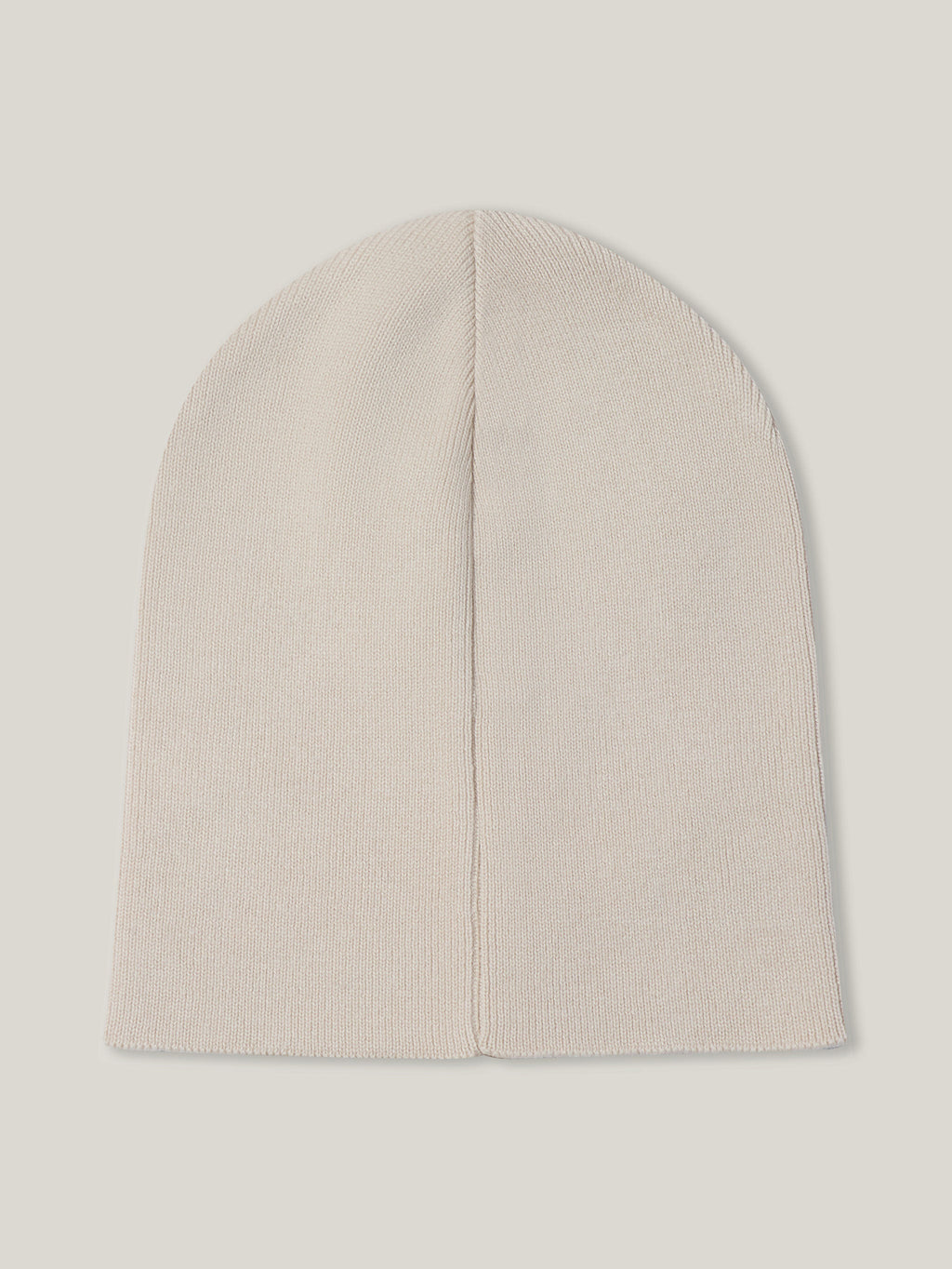 El gorro de punto para bebé