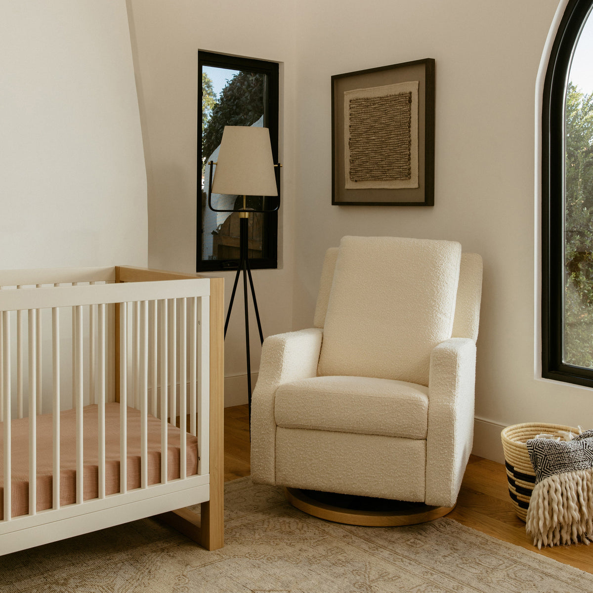 Sillón reclinable y mecedora giratoria Crewe
